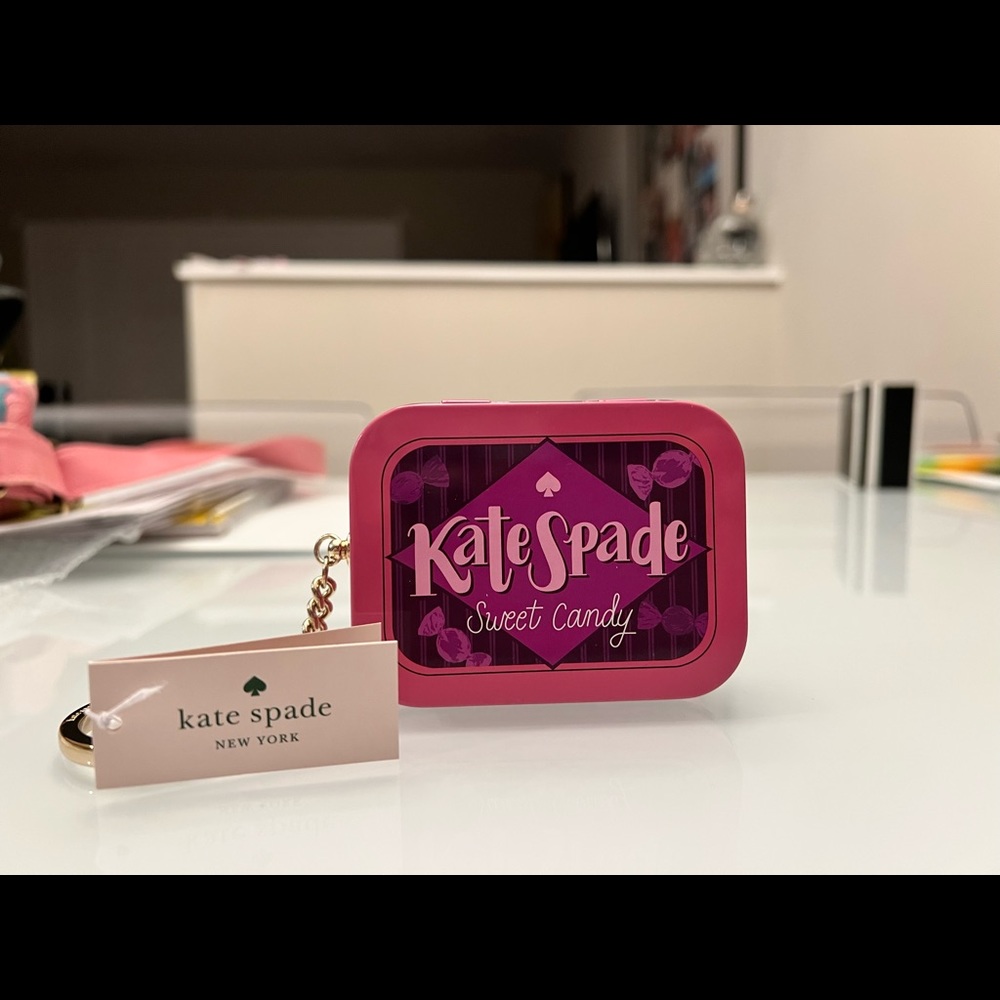 Kate Spade♠️Key Fab - Picture 2 of 5